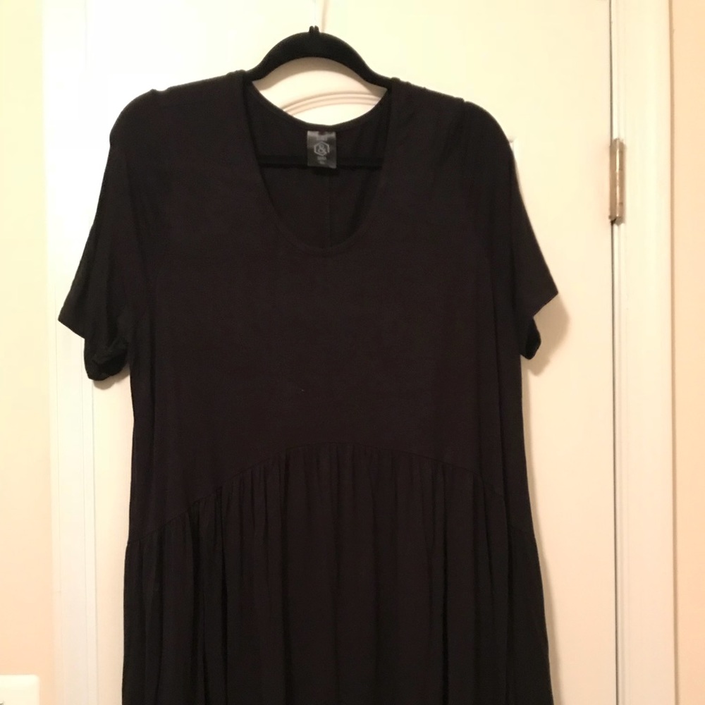 Angus and Dora xl muse / solid black